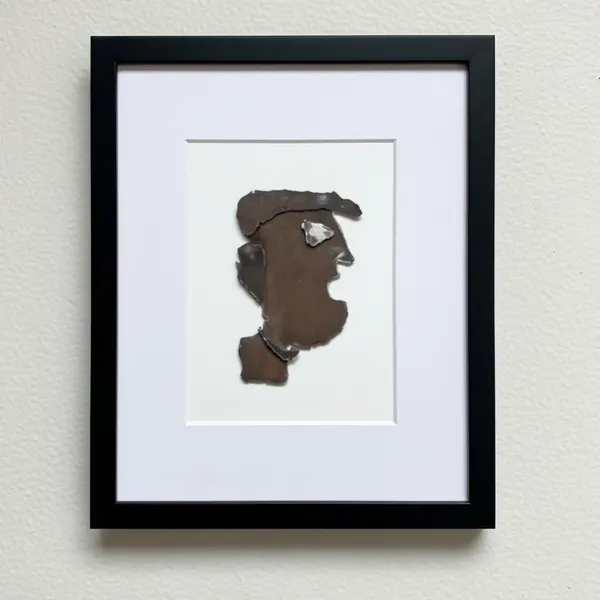 Hanged on the wall #010373